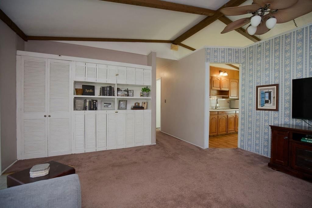 8602 Everett Street — photo 6