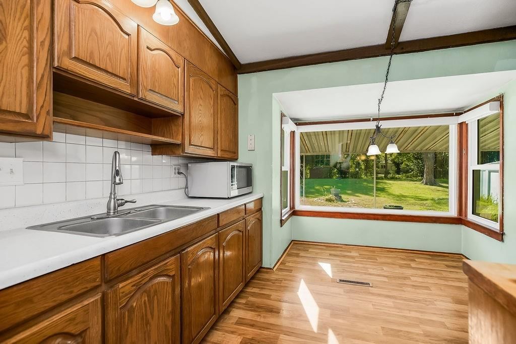 8602 Everett Street — photo 7