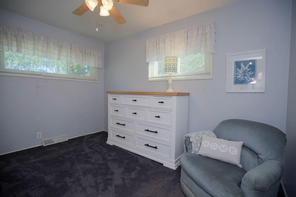 8602 Everett Street — photo 15
