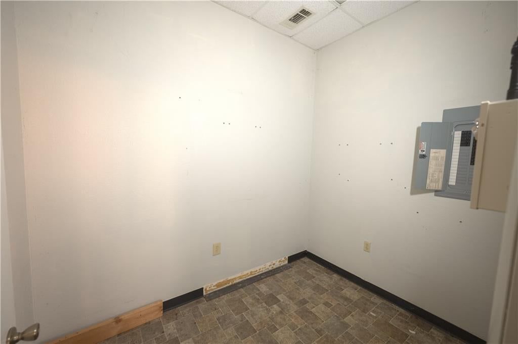 901 Lewark Street — photo 24