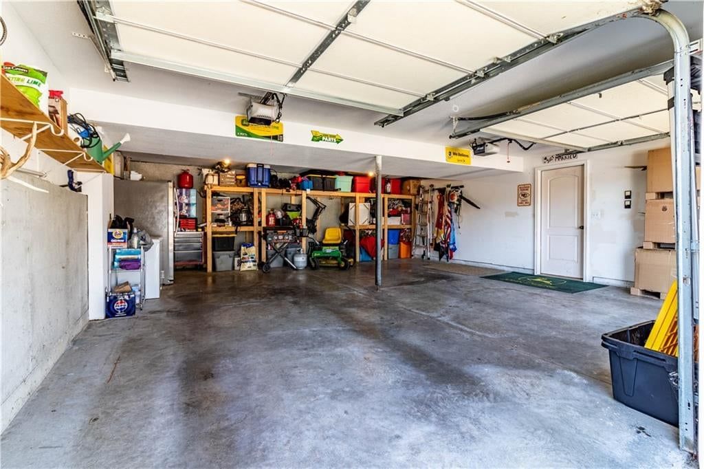 942 E Market Street — photo 27