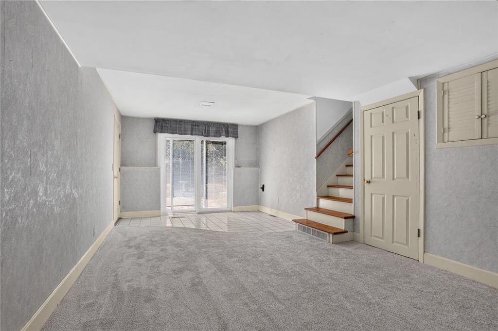 9211 W 76th Terrace — photo 8