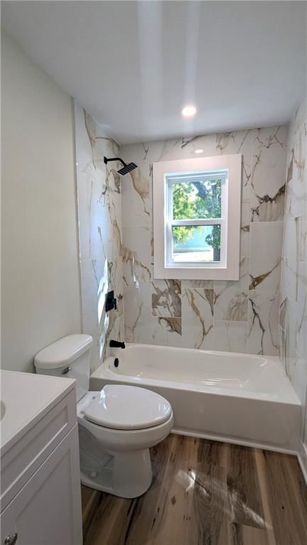 10427 Richmond Avenue — photo 26