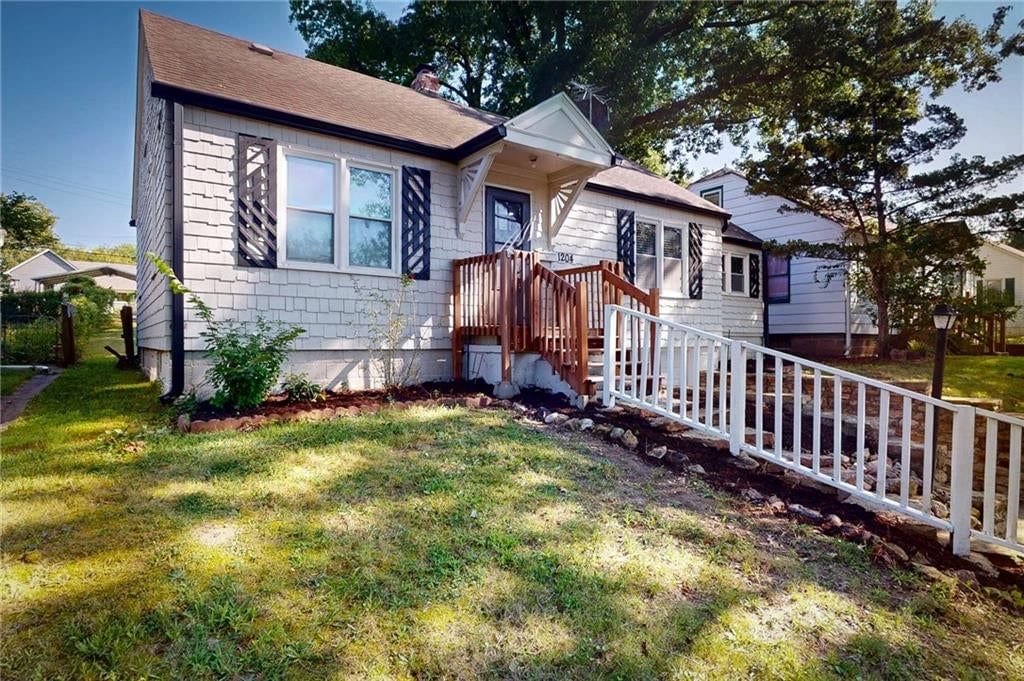 1204 Olive Street — photo 3