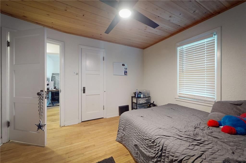 1204 Olive Street — photo 23