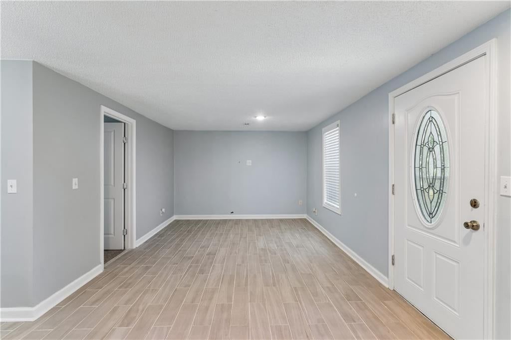 3219 Donnelly Avenue — photo 11