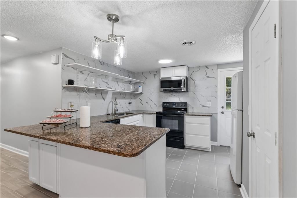 3219 Donnelly Avenue — photo 12