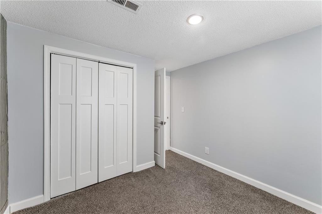3219 Donnelly Avenue — photo 23