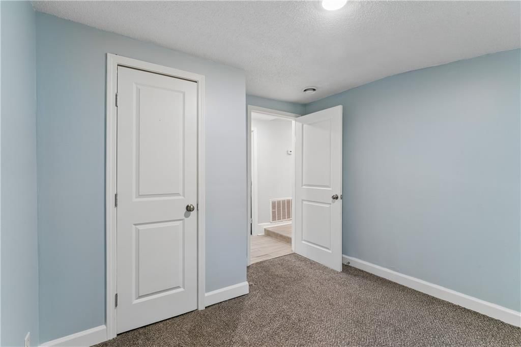 3219 Donnelly Avenue — photo 28
