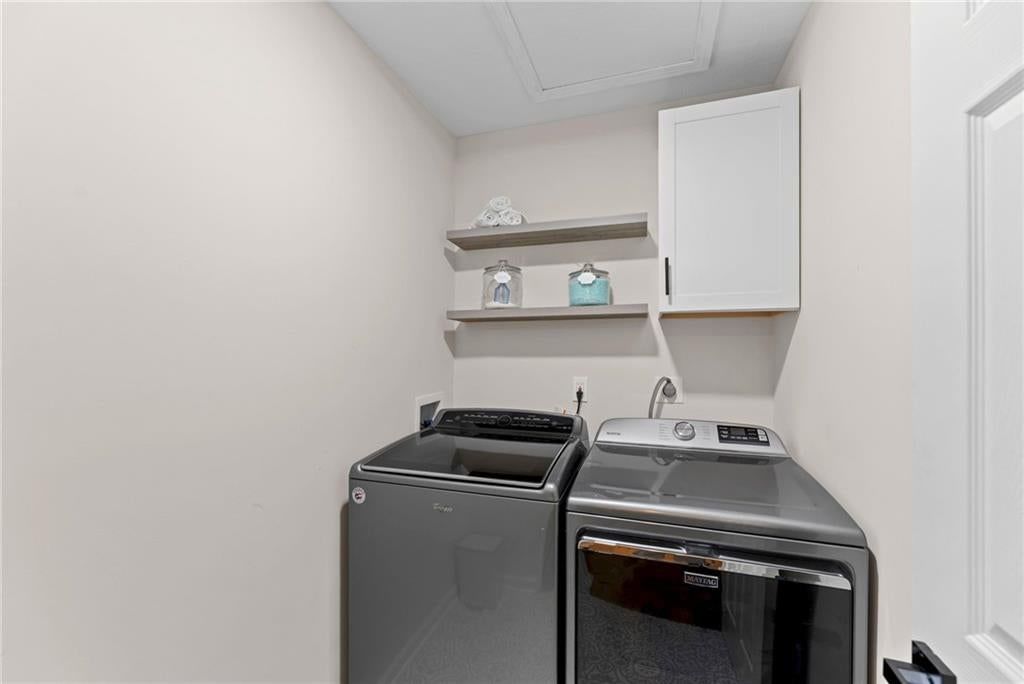 5124 Noble Street — photo 28