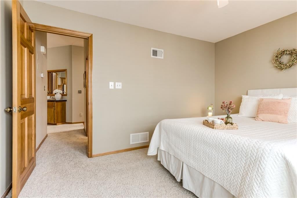 12107 Slater Street — photo 33