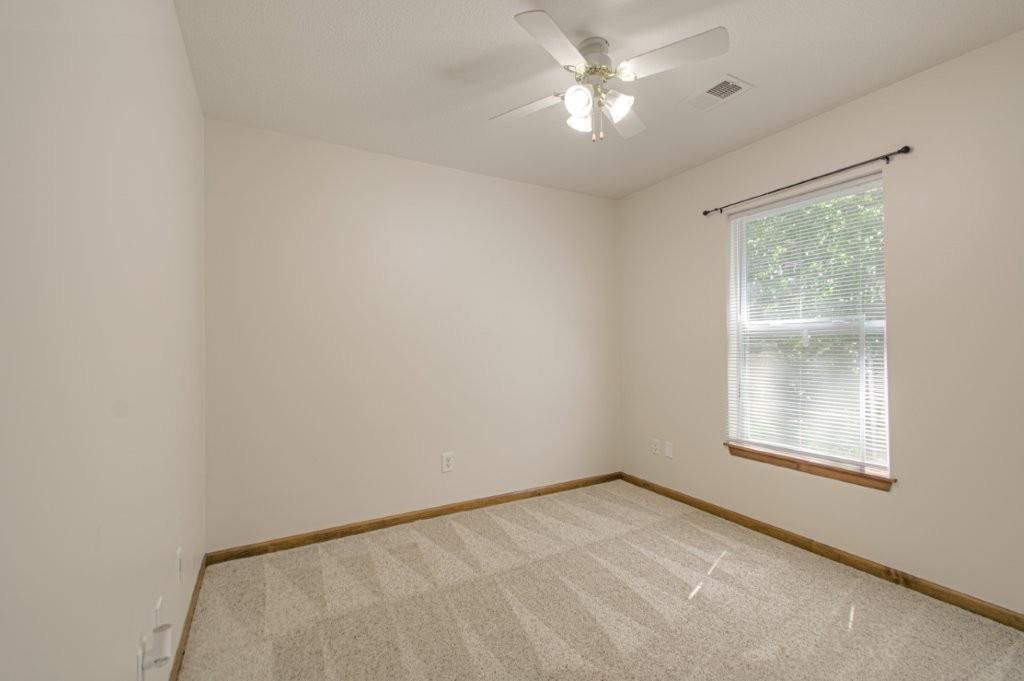 Photo 17 of 26 - 603 Creek Ridge Drive, Grain Valley, MO 64029