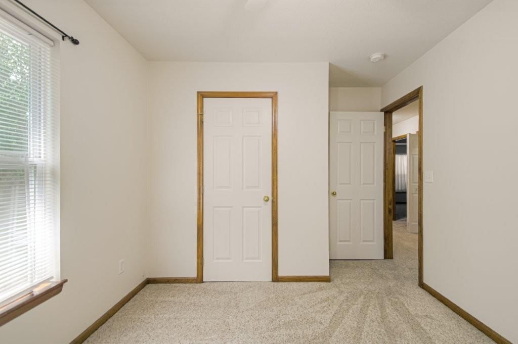 Photo 18 of 26 - 603 Creek Ridge Drive, Grain Valley, MO 64029