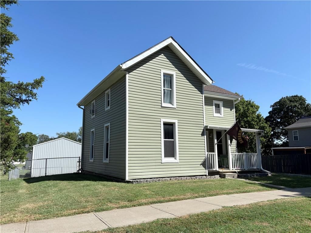 805 W Main Street — photo 2