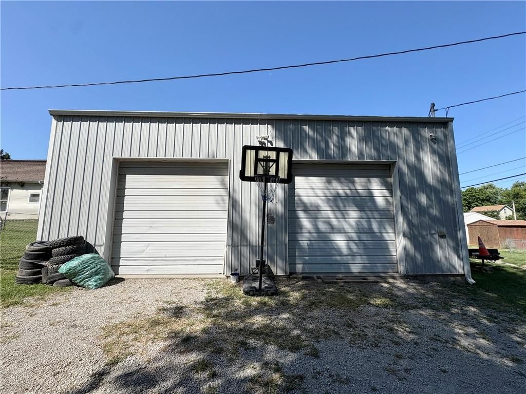 805 W Main Street — photo 5