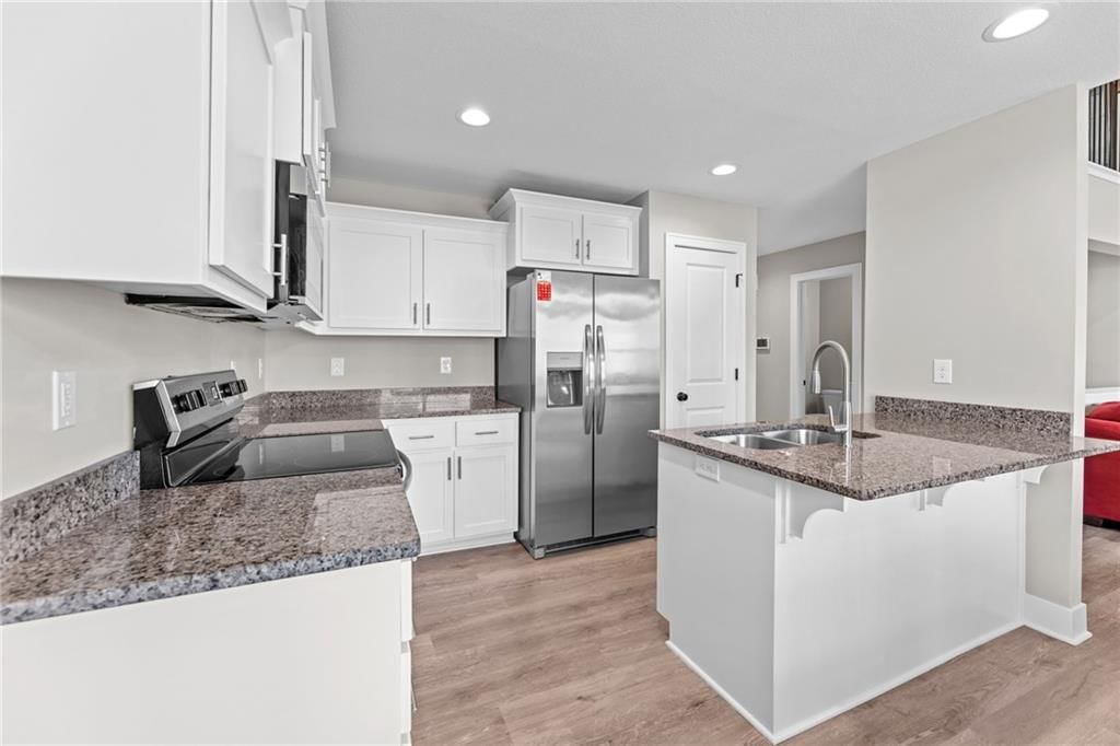 506 W Lawrence Street — photo 12