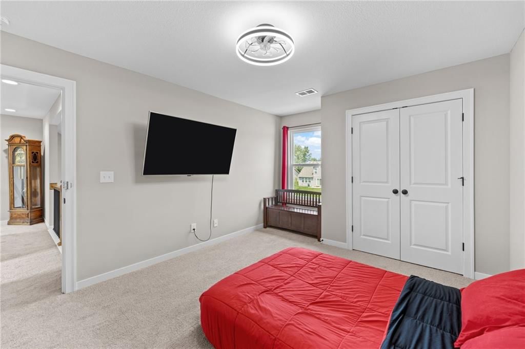 506 W Lawrence Street — photo 18
