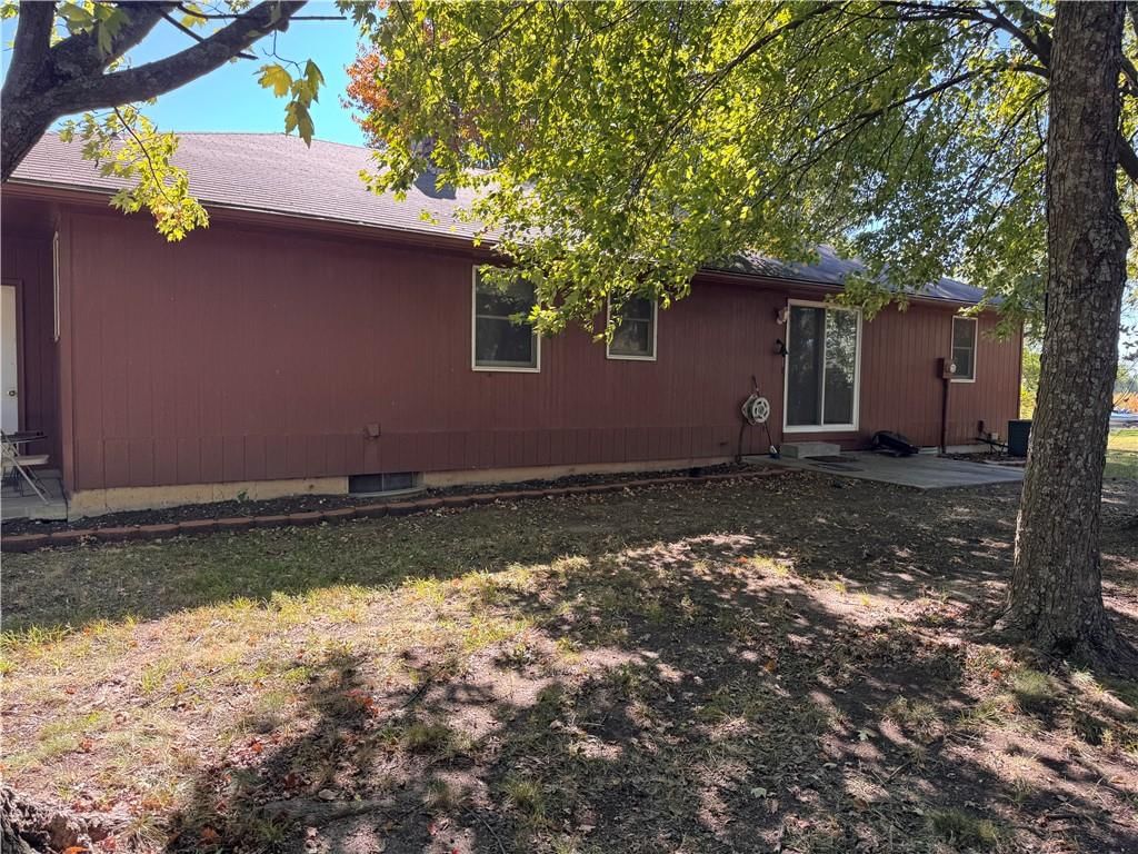 402 S Delaware Street — photo 11