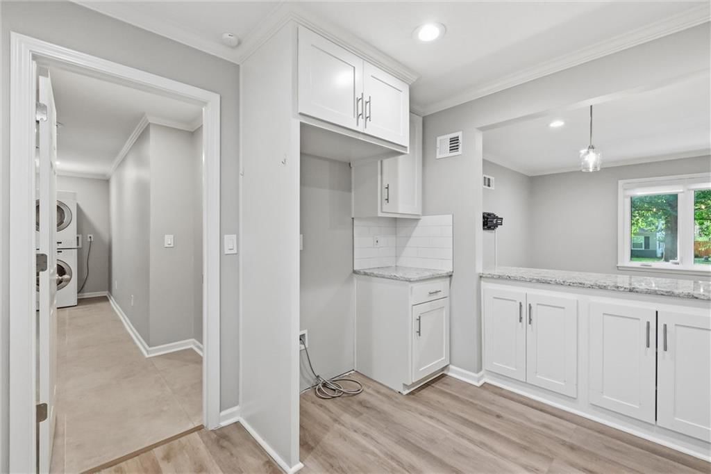 2200 W 79th Street — photo 13