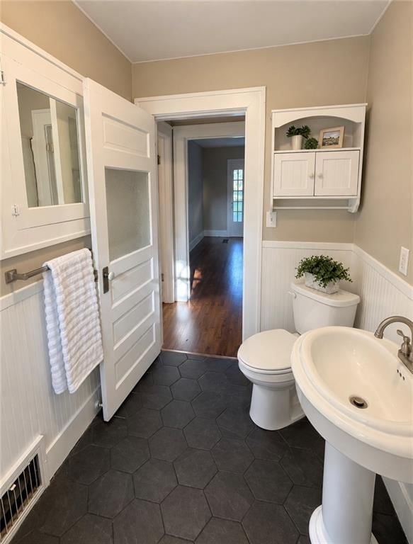 1424 N MULBERRY Street — photo 10