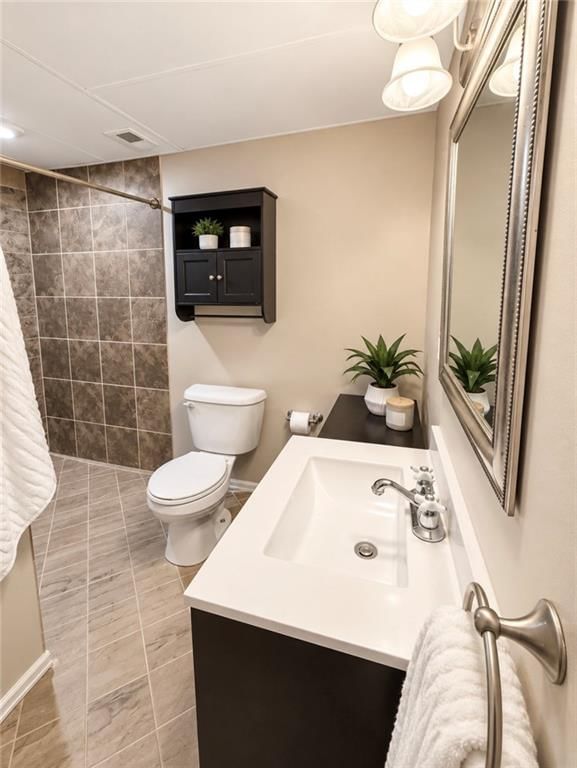 1424 N MULBERRY Street — photo 23
