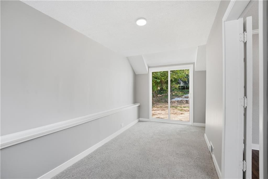 5342 Foster Street — photo 5