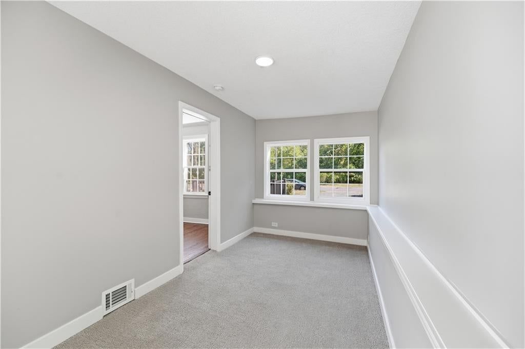 5342 Foster Street — photo 6