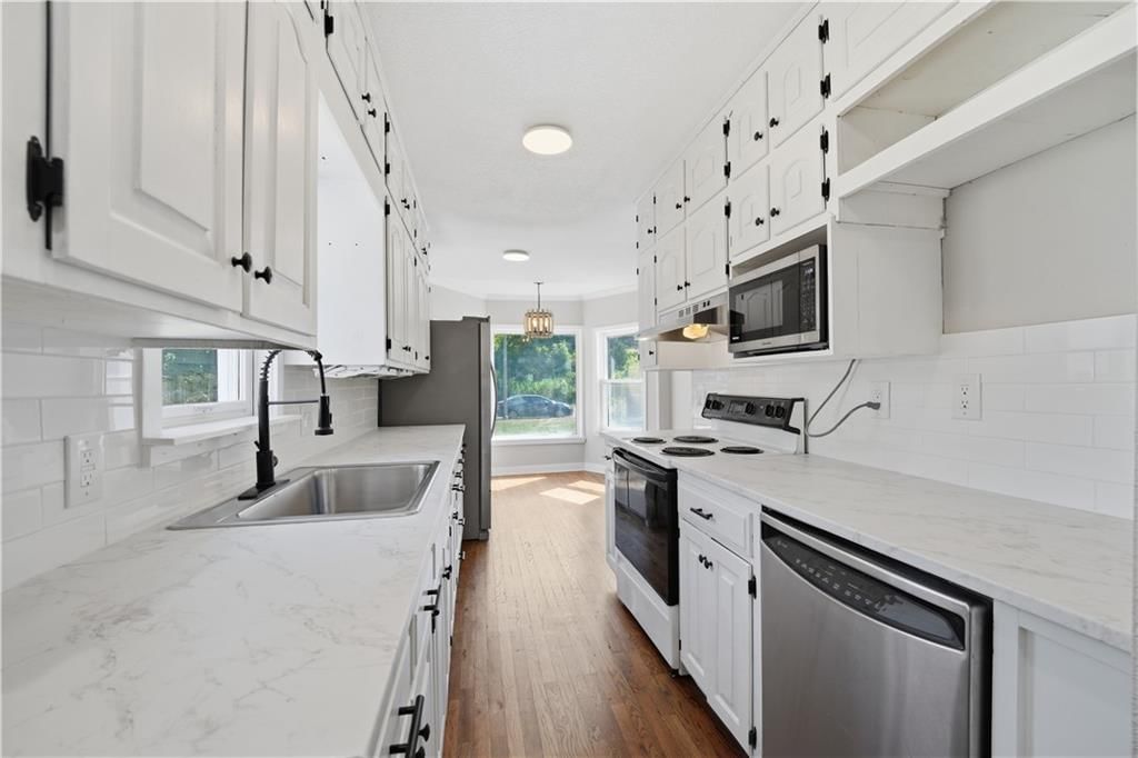 5342 Foster Street — photo 9