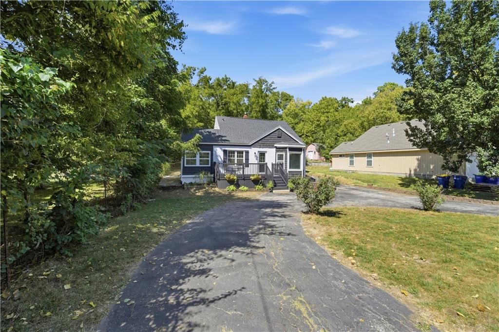 5342 Foster Street — photo 21