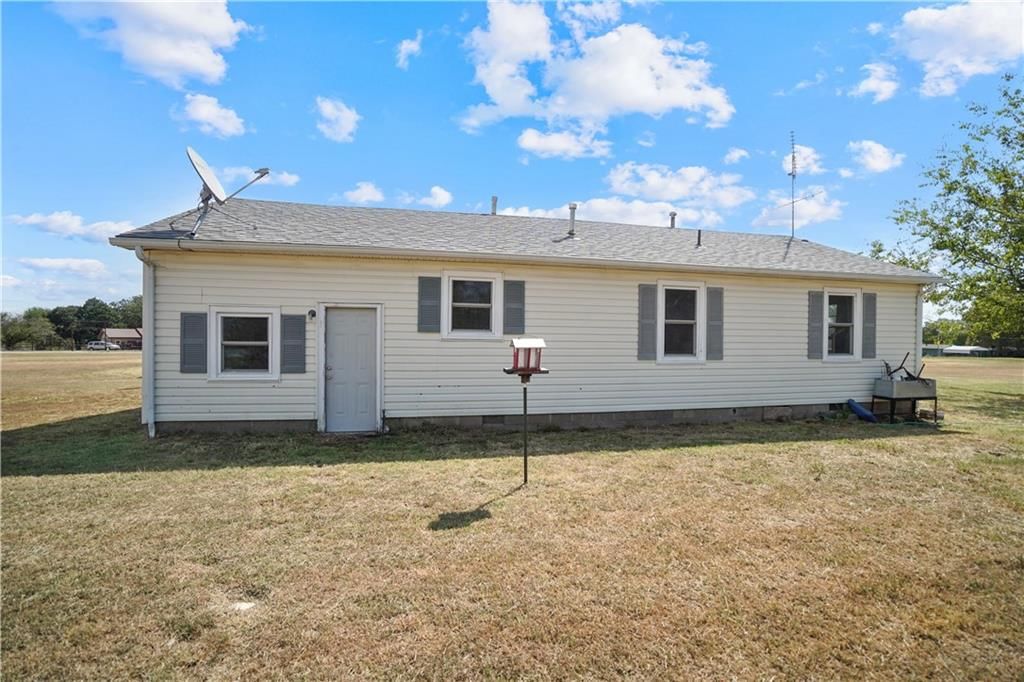 1685 CR 3700 — photo 24