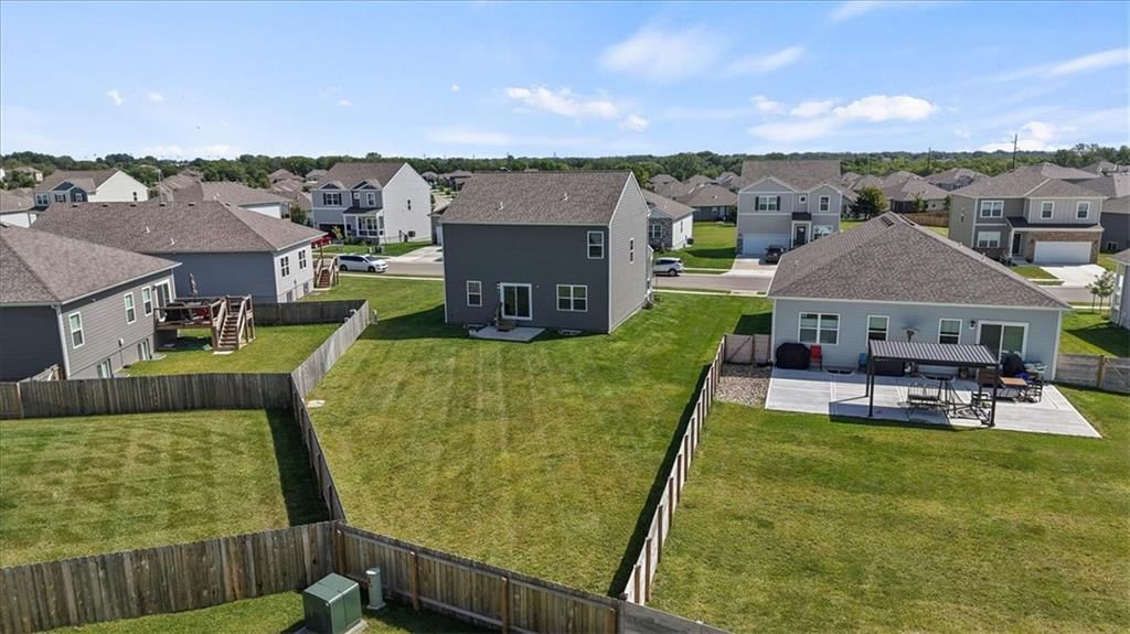 Photo 32 of 32 - 20150 Cornice Street, Spring Hill, KS 66083