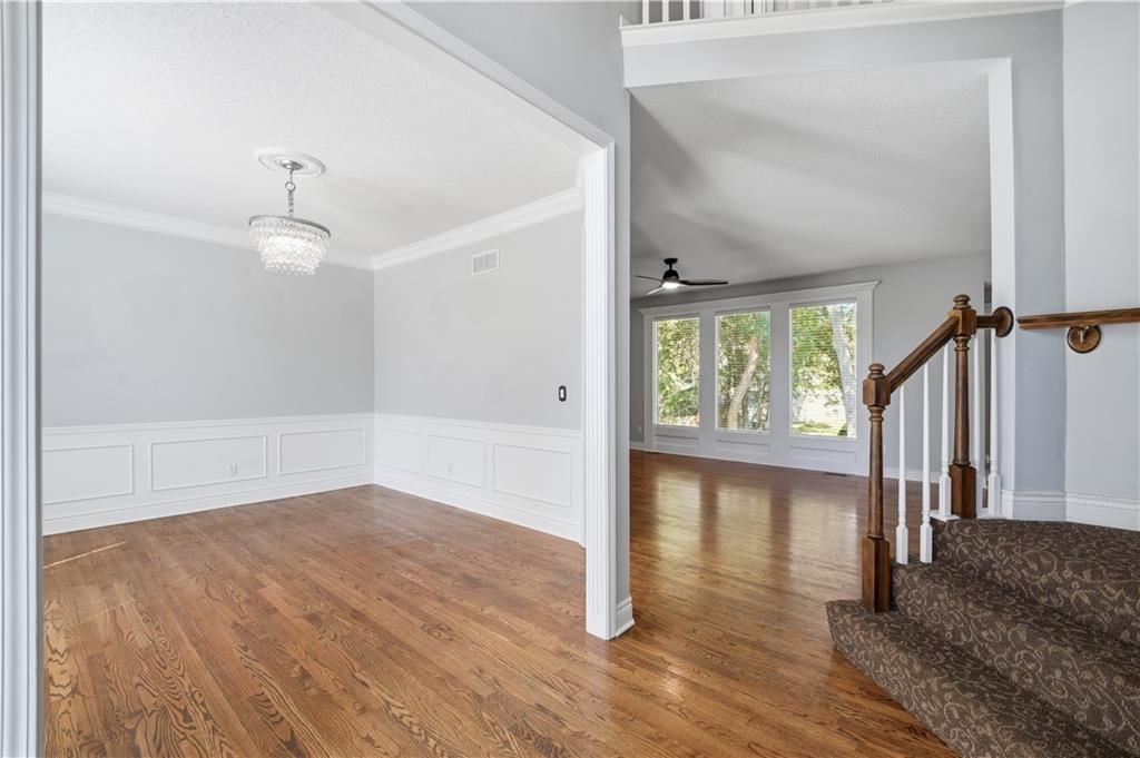 8018 W 122nd Terrace — photo 5