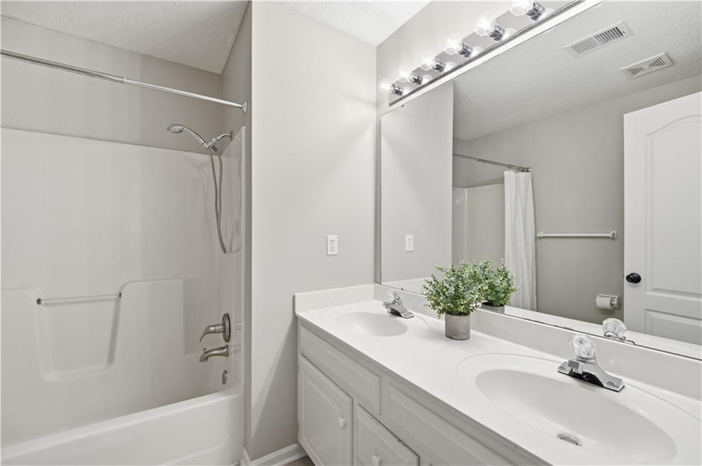 8018 W 122nd Terrace — photo 36