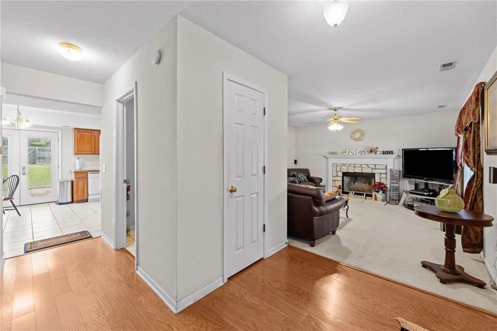 604 Stowe Court — photo 5