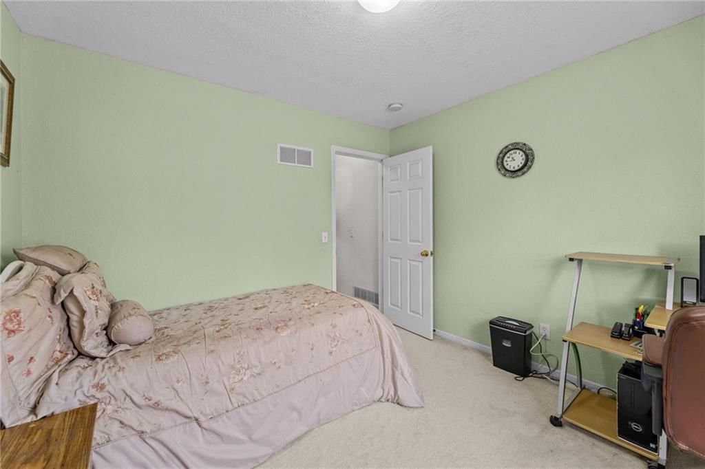 604 Stowe Court — photo 20