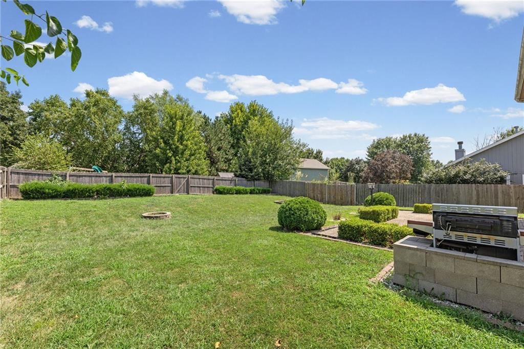 604 Stowe Court — photo 35