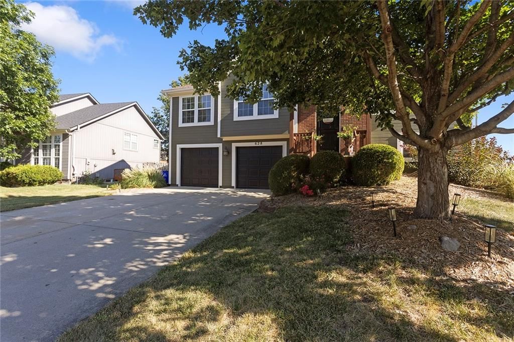 628 E Dogwood Street — photo 3