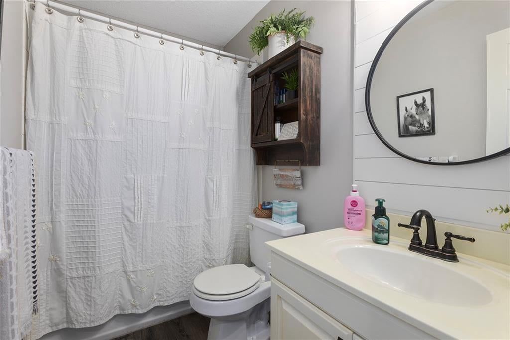 628 E Dogwood Street — photo 21