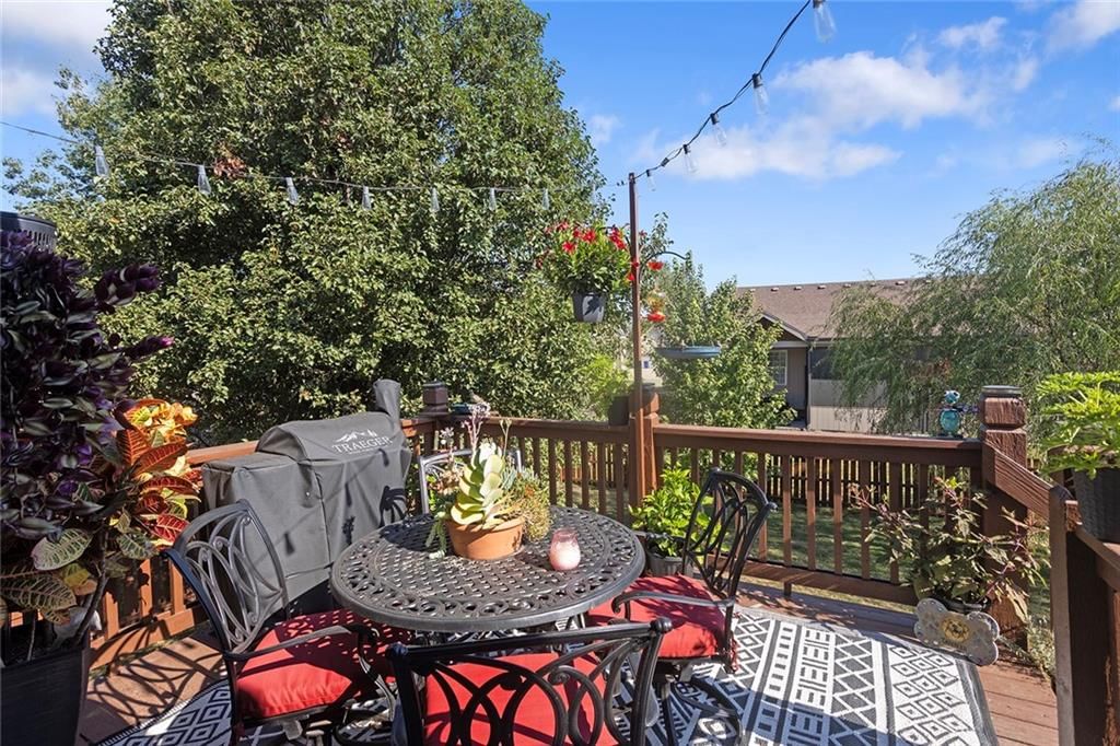 628 E Dogwood Street — photo 33