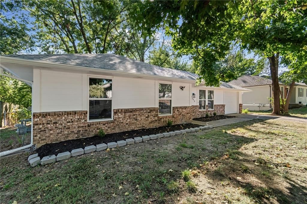 1300 N Inca Drive — photo 2