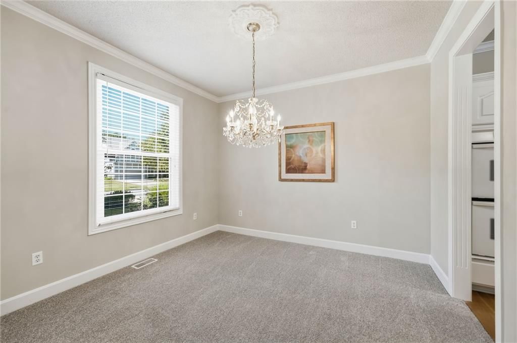 15421 S Alcan Street — photo 9
