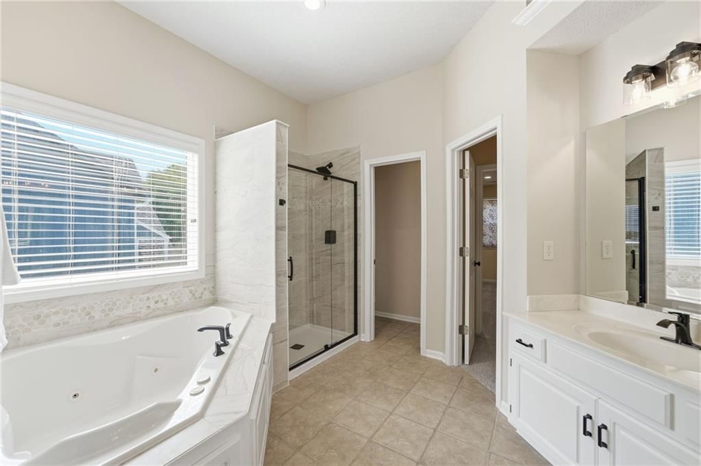 15421 S Alcan Street — photo 31