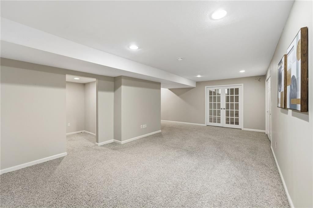 15421 S Alcan Street — photo 49