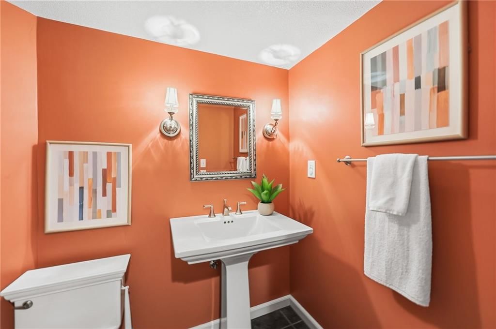 15421 S Alcan Street — photo 51