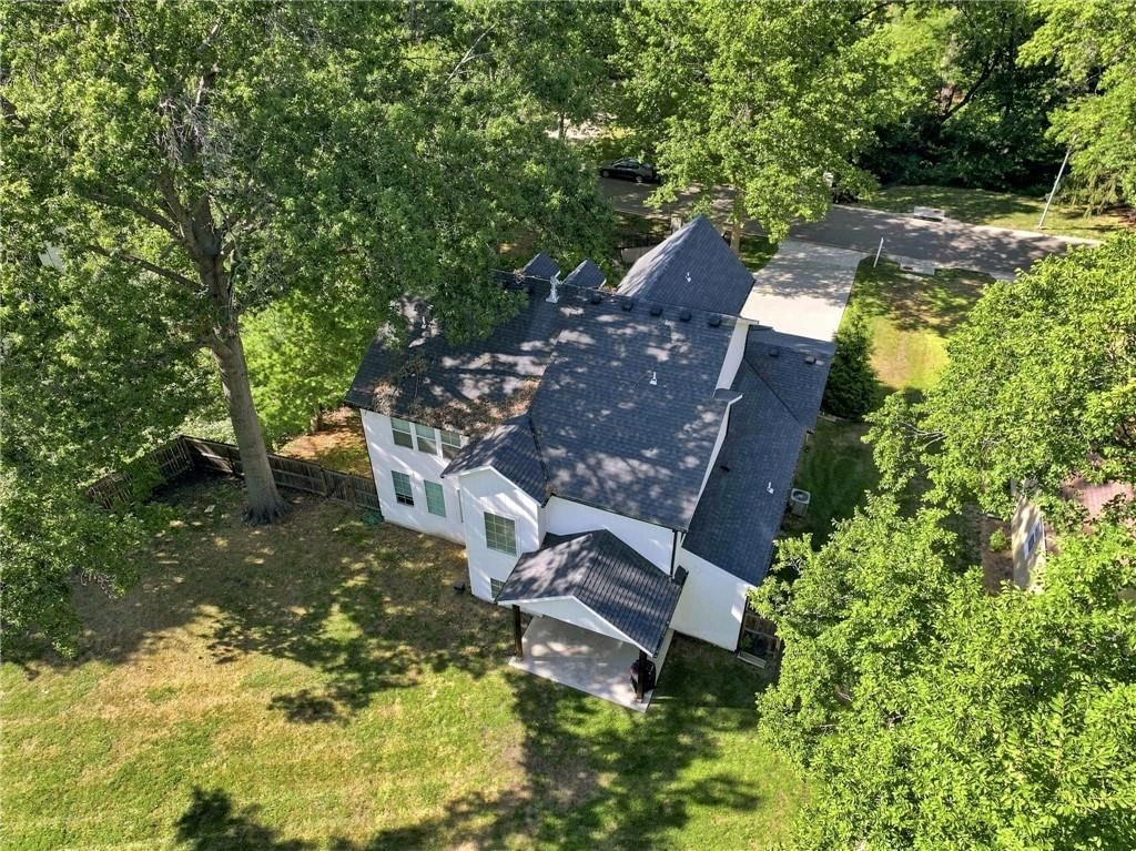 5917 W 61st Terrace — photo 44
