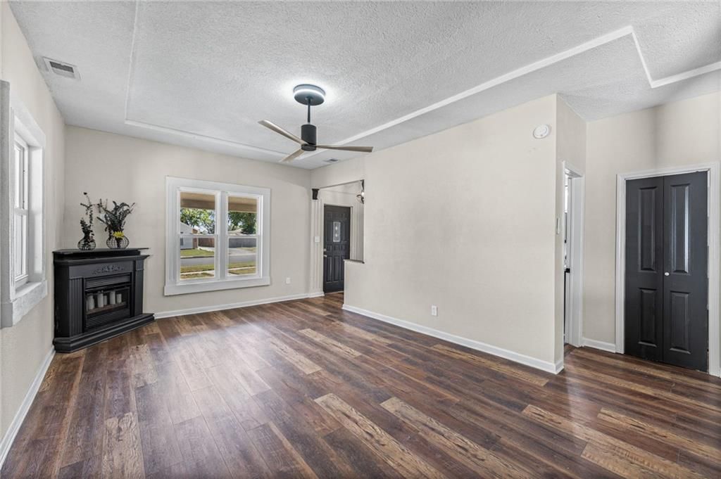 726 Pacific Avenue — photo 12