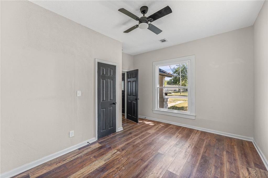 726 Pacific Avenue — photo 24