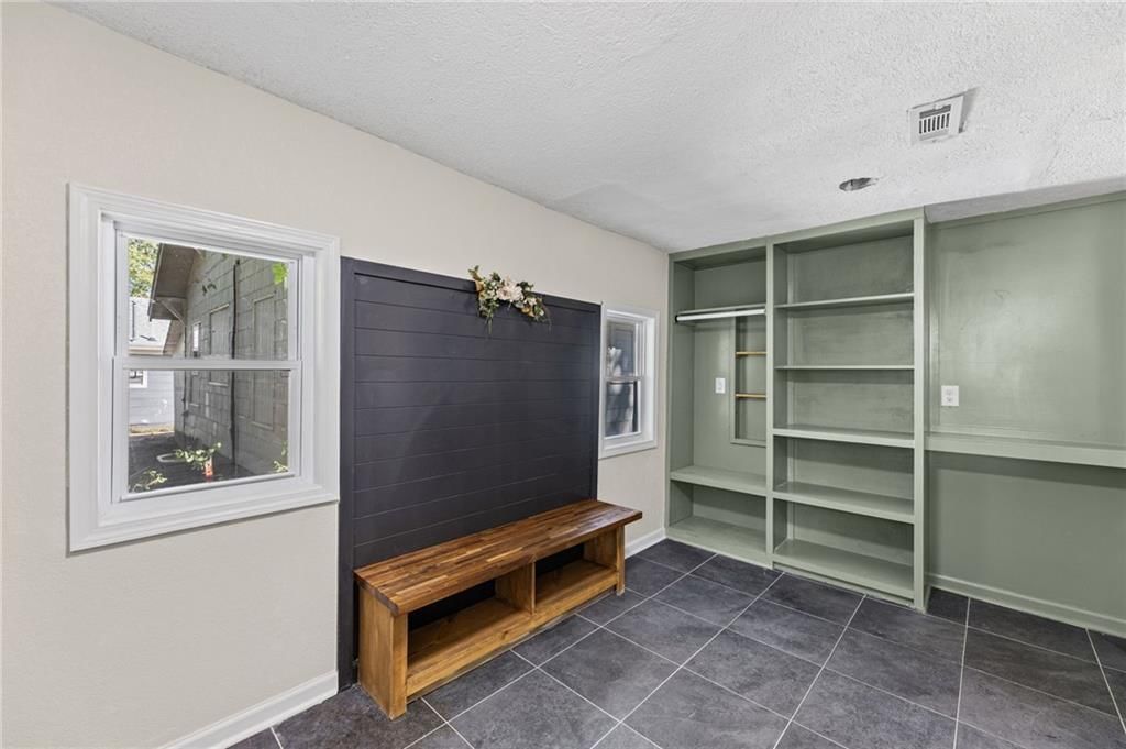 726 Pacific Avenue — photo 26