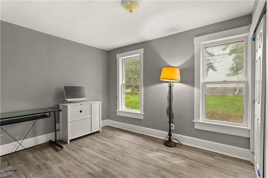 Photo 13 of 14 - 11215 Evans Street, Sugar Creek, MO 64054