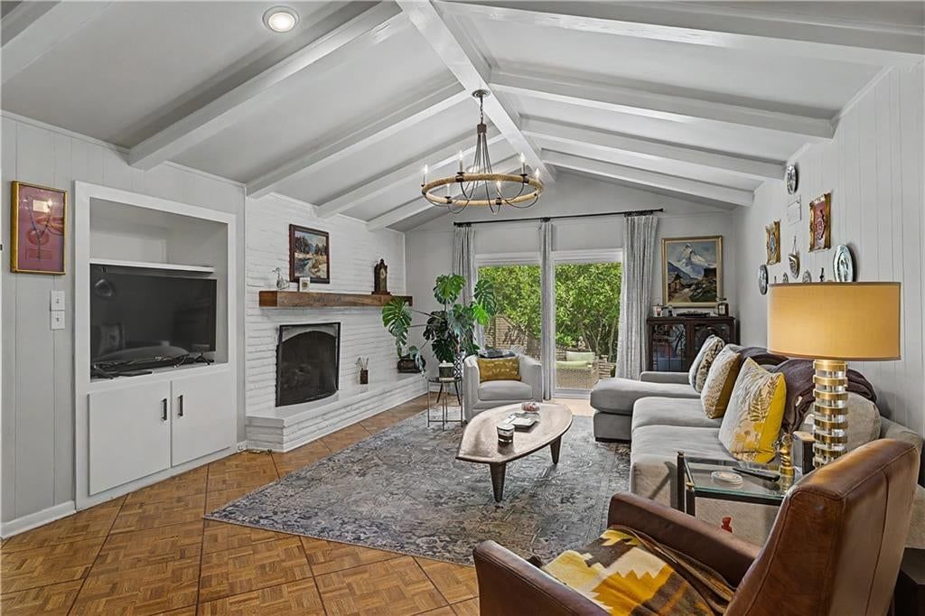 8311 Juniper Street — photo 8